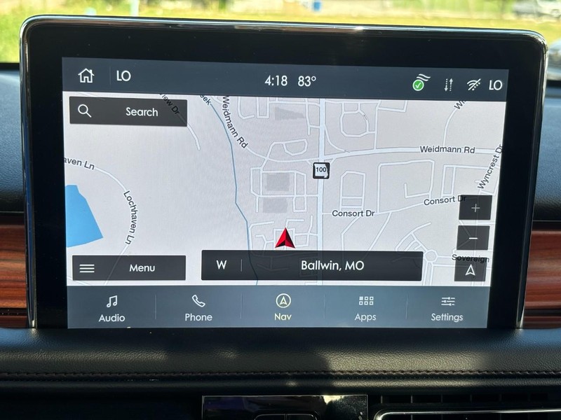 Lincoln Aviator Vehicle Full-screen Gallery Image 23