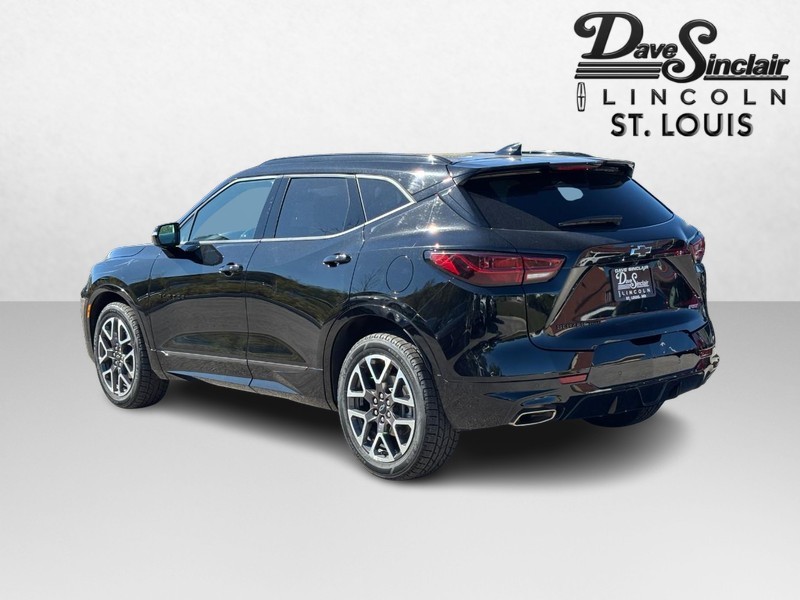 Chevrolet Blazer Vehicle Full-screen Gallery Image 05