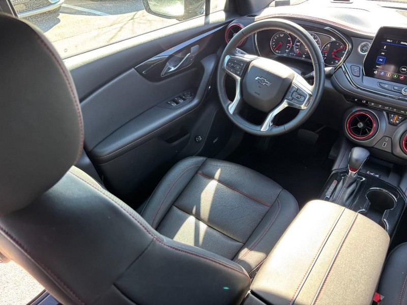 Chevrolet Blazer Vehicle Full-screen Gallery Image 13