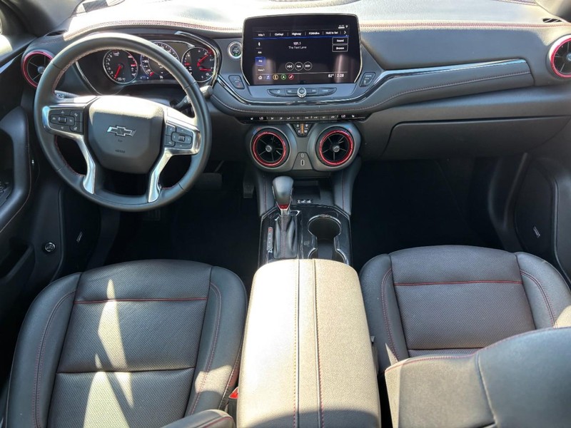 Chevrolet Blazer Vehicle Full-screen Gallery Image 14