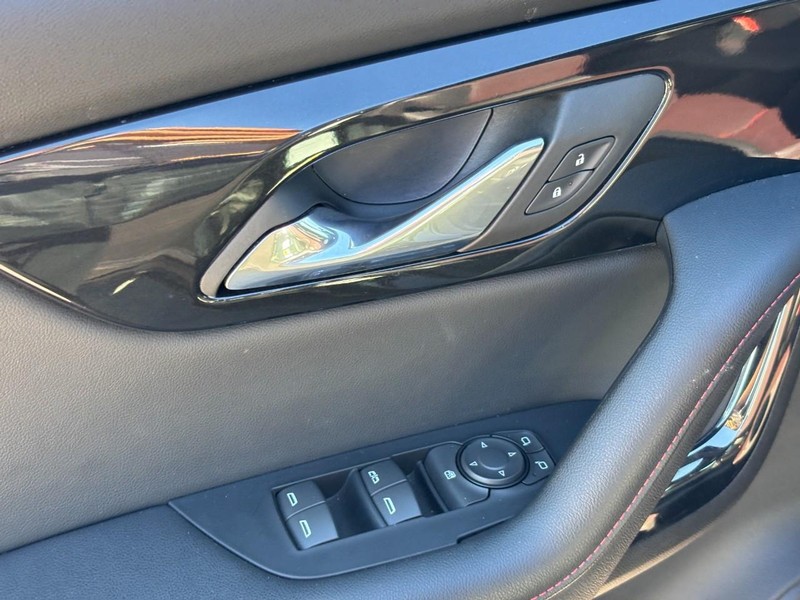 Chevrolet Blazer Vehicle Full-screen Gallery Image 17