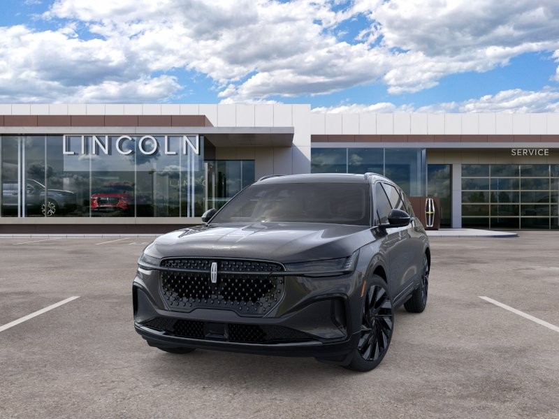 Lincoln Nautilus Vehicle Full-screen Gallery Image 02