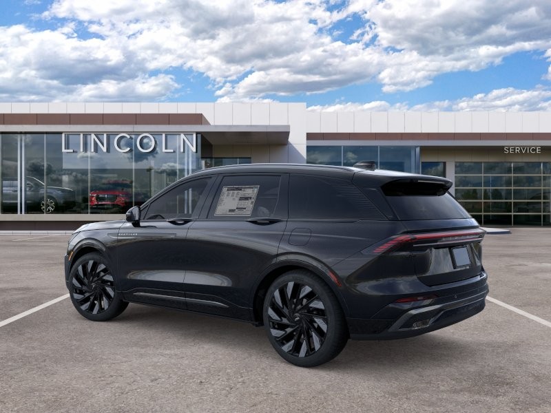 Lincoln Nautilus Vehicle Full-screen Gallery Image 04