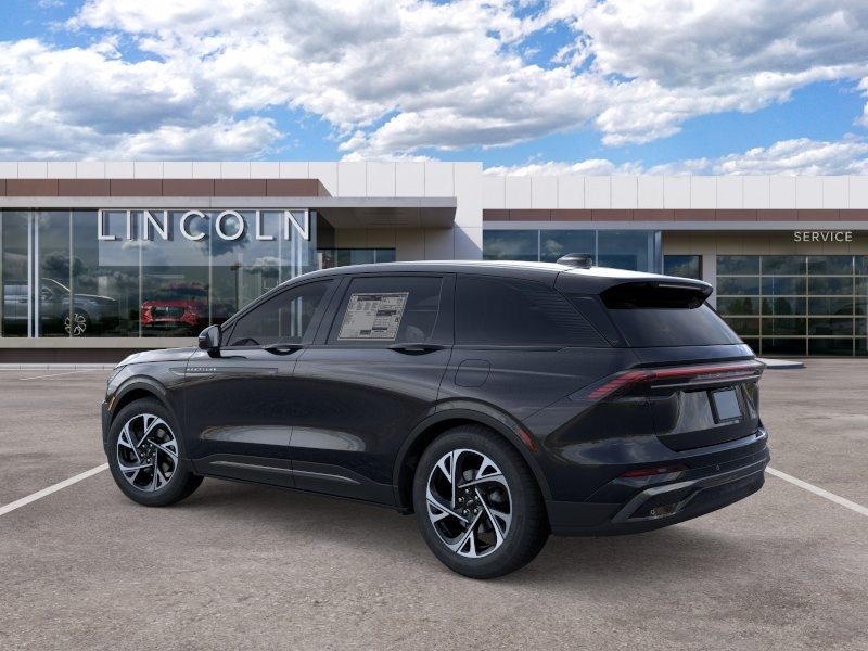 Lincoln Nautilus Vehicle Full-screen Gallery Image 04