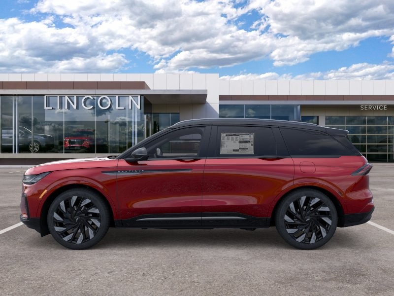 Lincoln Nautilus Vehicle Full-screen Gallery Image 03