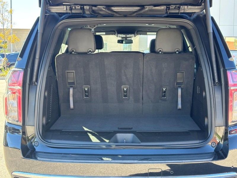 Chevrolet Tahoe Vehicle Full-screen Gallery Image 10
