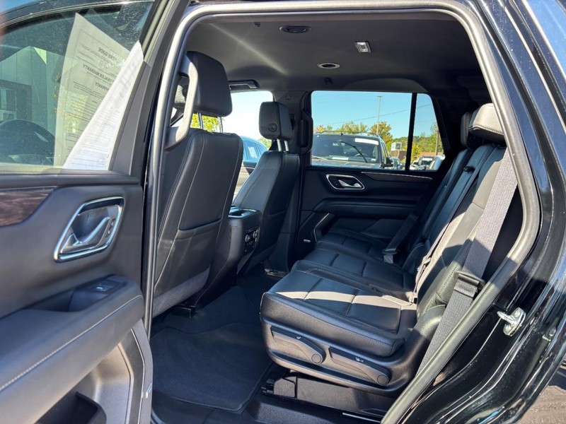 Chevrolet Tahoe Vehicle Full-screen Gallery Image 13