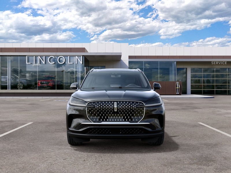 Lincoln Aviator Vehicle Full-screen Gallery Image 03