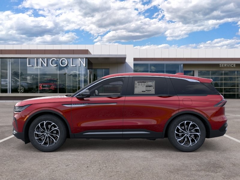 Lincoln Nautilus Vehicle Full-screen Gallery Image 03