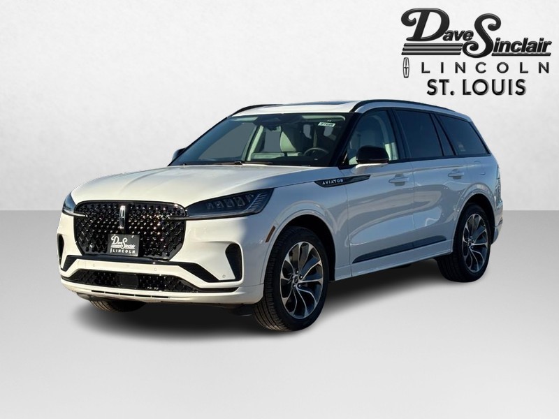 Lincoln Aviator Vehicle Full-screen Gallery Image 07