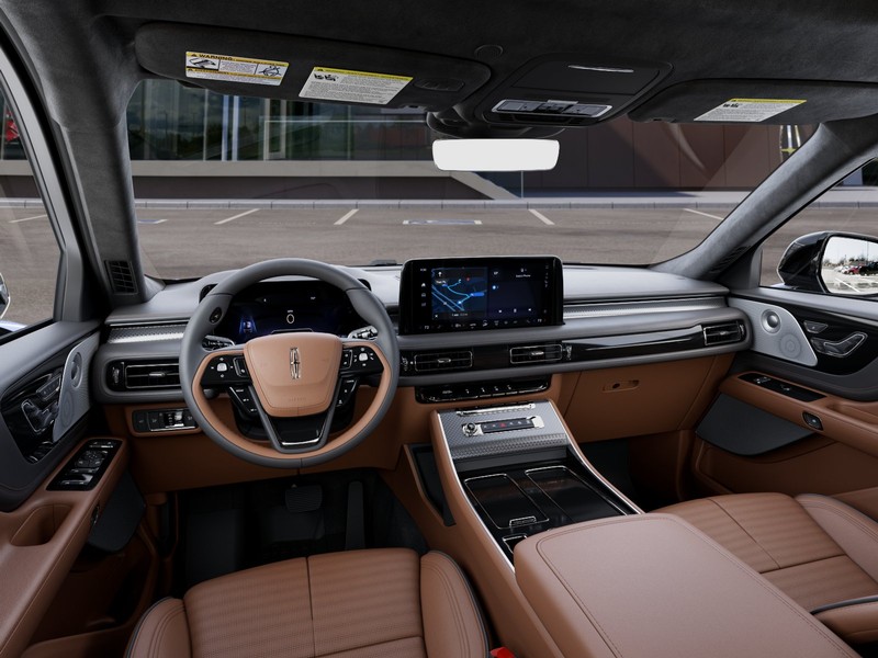 Lincoln Aviator Vehicle Full-screen Gallery Image 10