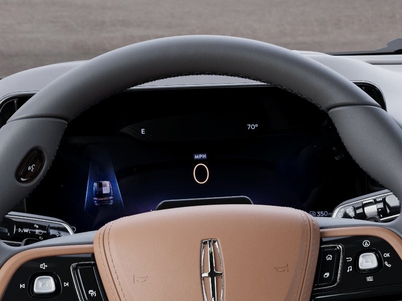 Lincoln Aviator Vehicle Full-screen Gallery Image 14