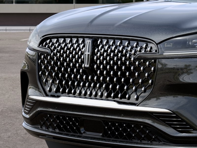 Lincoln Aviator Vehicle Full-screen Gallery Image 18