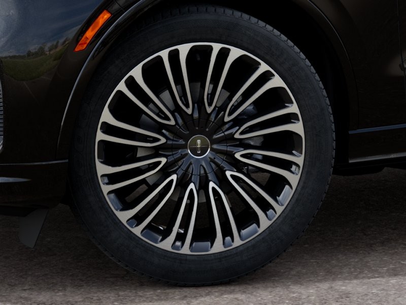Lincoln Aviator Vehicle Full-screen Gallery Image 20