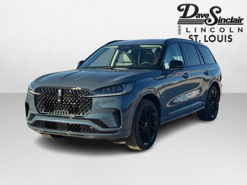Lincoln Aviator Vehicle Full-screen Gallery Image 07