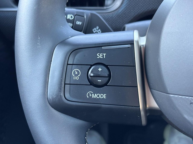 MINI Hardtop 4 Door Vehicle Full-screen Gallery Image 19
