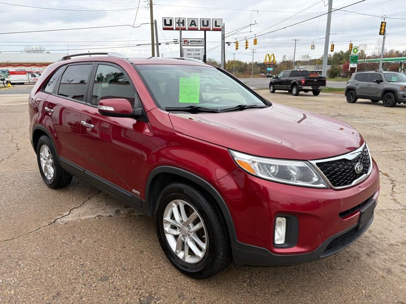 Kia Sorento Vehicle Full-screen Gallery Image 03