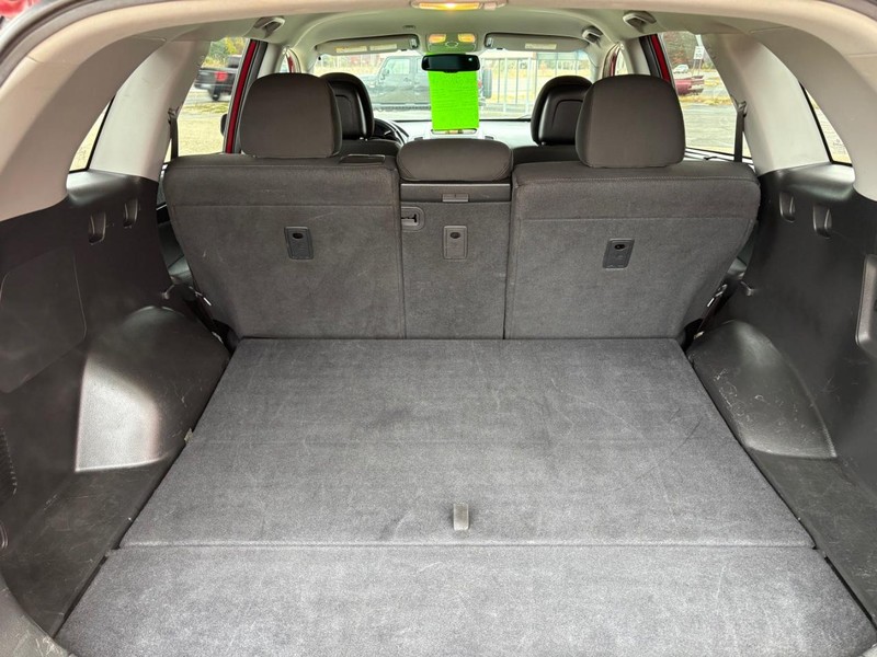 Kia Sorento Vehicle Full-screen Gallery Image 09