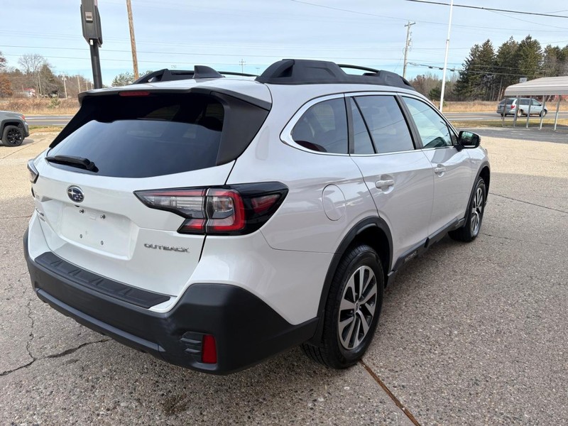 Subaru Outback Vehicle Full-screen Gallery Image 04