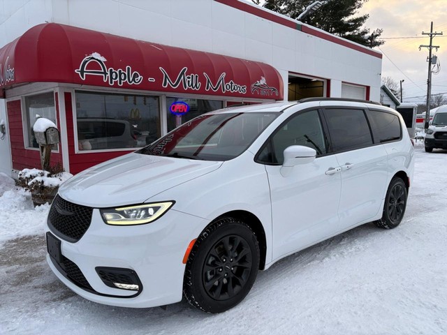 Chrysler Pacifica Touring S - Muskegon MI