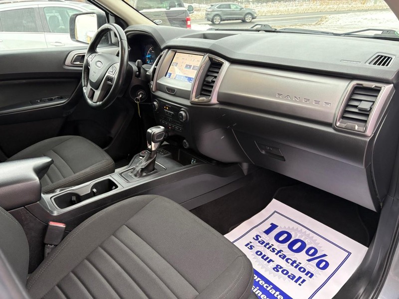 Ford Ranger Vehicle Full-screen Gallery Image 09