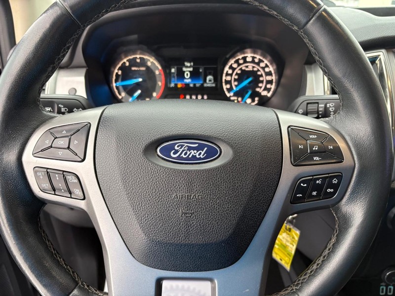 Ford Ranger Vehicle Full-screen Gallery Image 11