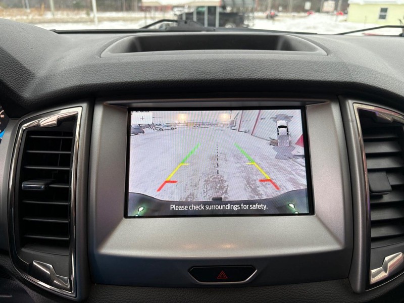 Ford Ranger Vehicle Full-screen Gallery Image 13