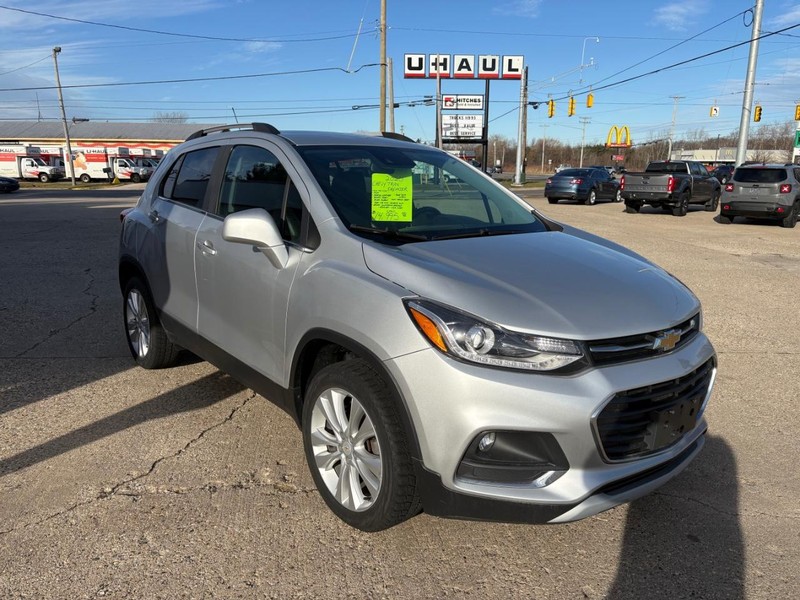 Chevrolet Trax Vehicle Full-screen Gallery Image 03