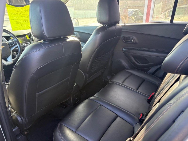 Chevrolet Trax Vehicle Full-screen Gallery Image 08