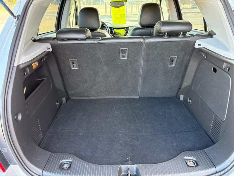 Chevrolet Trax Vehicle Full-screen Gallery Image 11