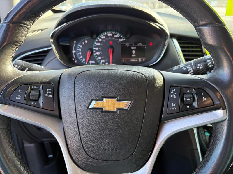 Chevrolet Trax Vehicle Full-screen Gallery Image 12