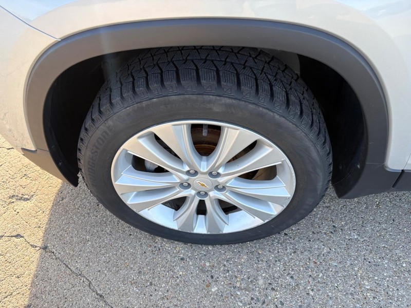 Chevrolet Trax Vehicle Full-screen Gallery Image 17