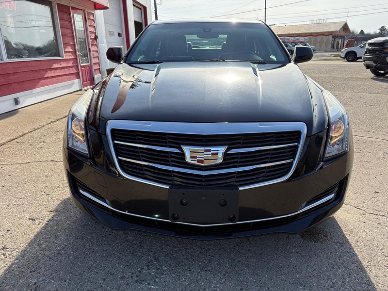 Cadillac ATS Sedan Vehicle Full-screen Gallery Image 05