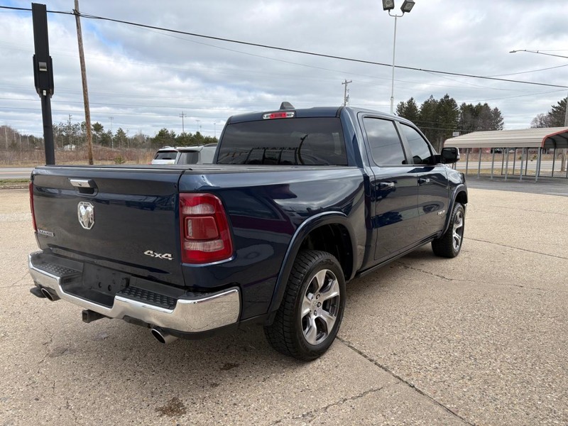Ram 1500 Vehicle Full-screen Gallery Image 04