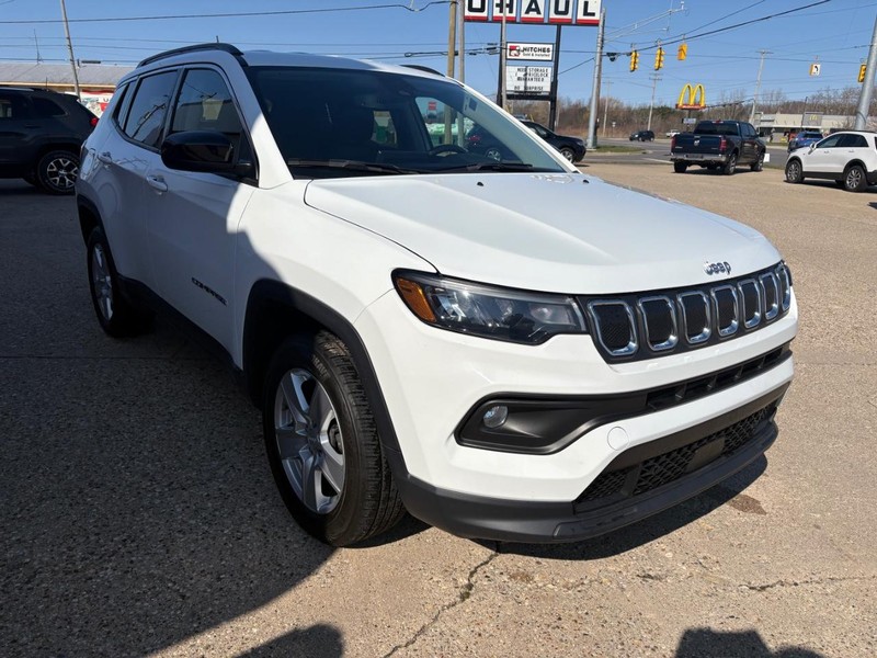 Jeep Compass Vehicle Full-screen Gallery Image 03