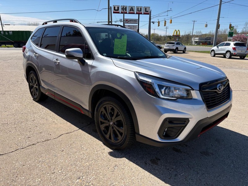 Subaru Forester Vehicle Full-screen Gallery Image 03