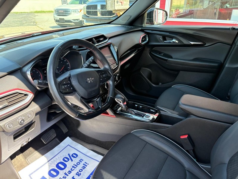 Chevrolet TrailBlazer Vehicle Full-screen Gallery Image 07