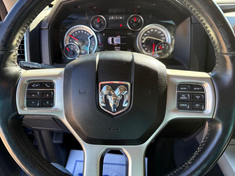 Ram 1500 Vehicle Full-screen Gallery Image 11