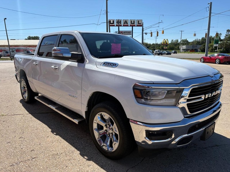 Ram 1500 Vehicle Full-screen Gallery Image 03