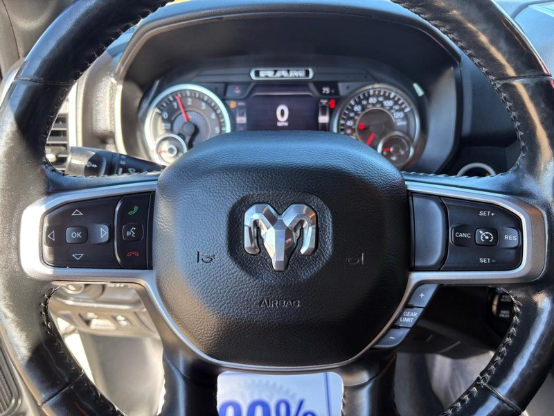 Ram 1500 Vehicle Full-screen Gallery Image 09