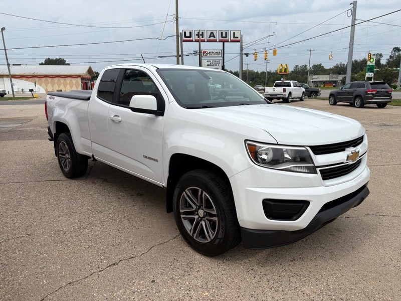 Chevrolet Colorado Vehicle Full-screen Gallery Image 03