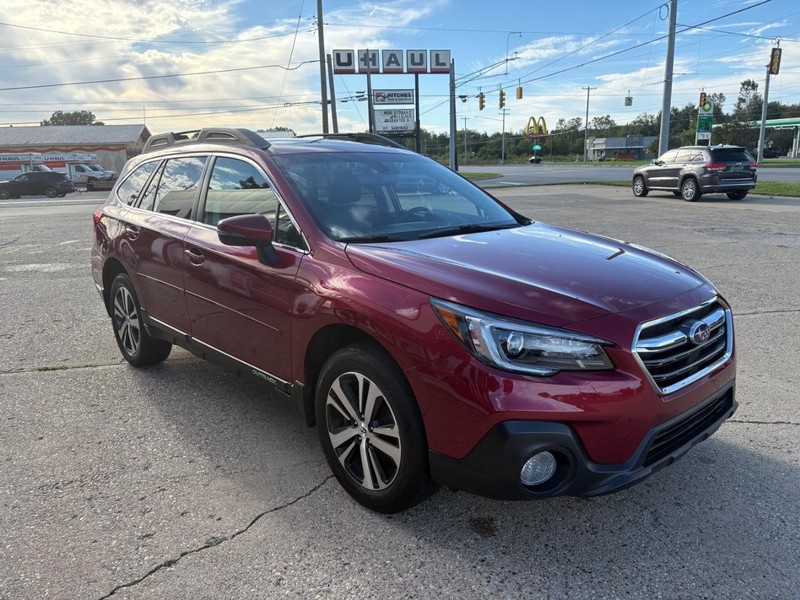 Subaru Outback Vehicle Full-screen Gallery Image 03