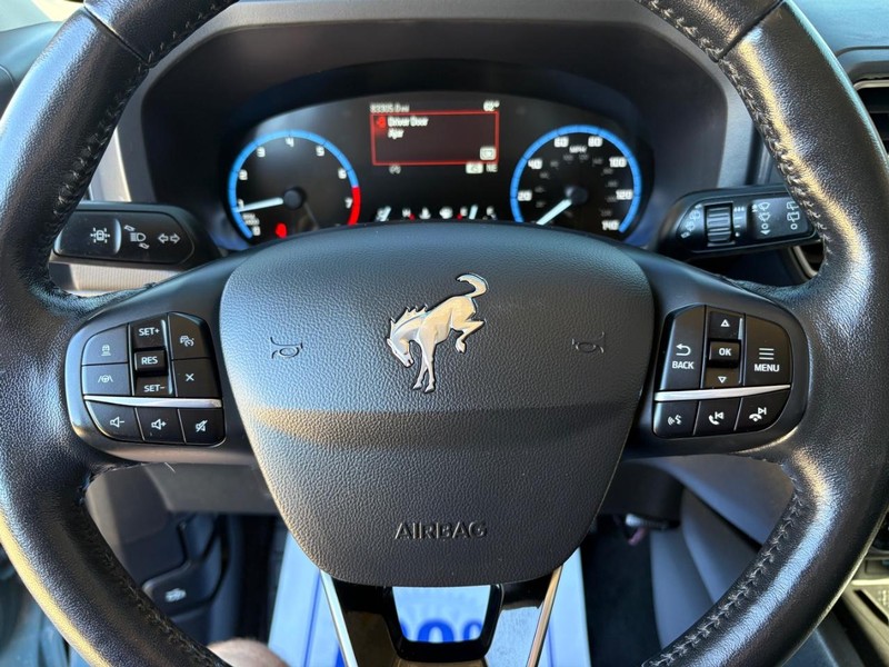 Ford Bronco Sport Vehicle Full-screen Gallery Image 12