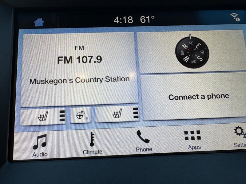 Ford Edge Vehicle Full-screen Gallery Image 14