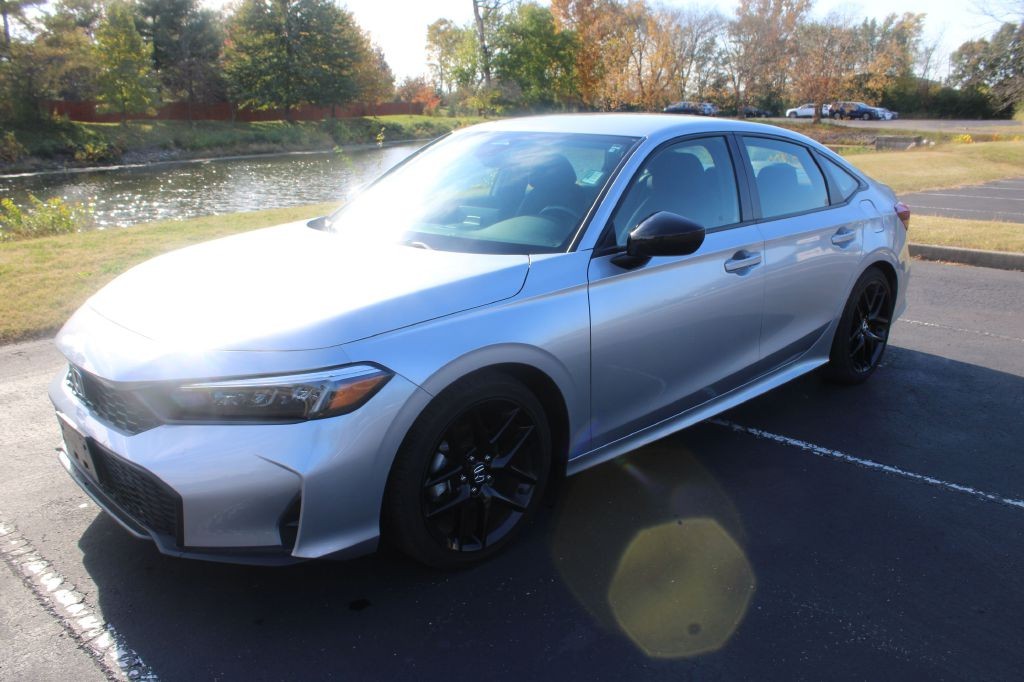 Honda Civic Sedan Vehicle Full-screen Gallery Image 02