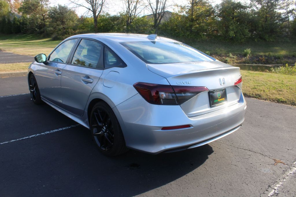 Honda Civic Sedan Vehicle Full-screen Gallery Image 08