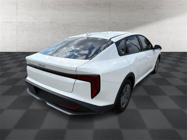 Kia K4 Vehicle Full-screen Gallery Image 07