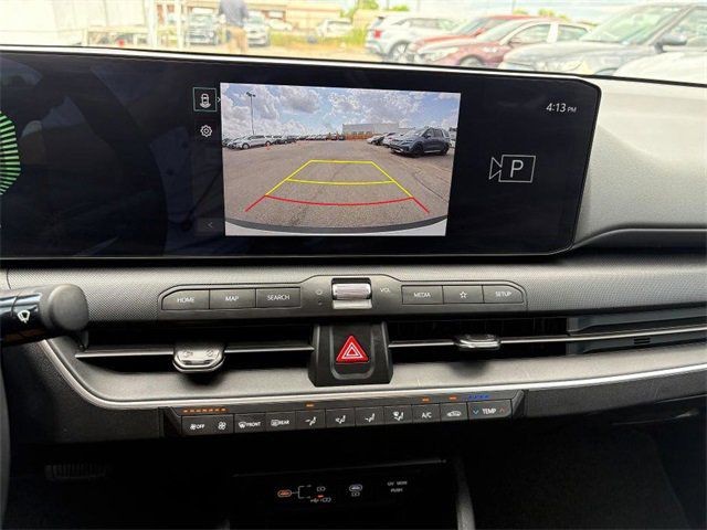 Kia K4 Vehicle Full-screen Gallery Image 14