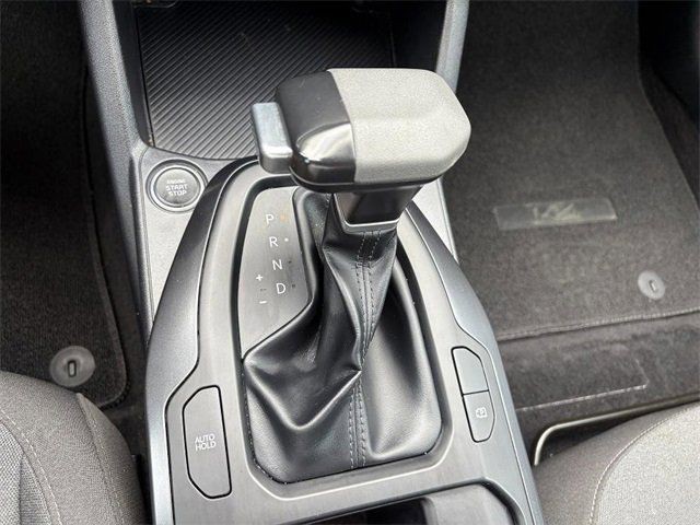 Kia K4 Vehicle Full-screen Gallery Image 16