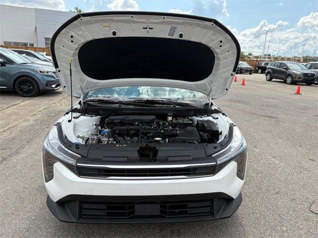 Kia K4 Vehicle Full-screen Gallery Image 25